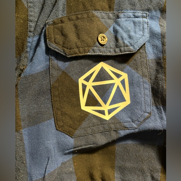 One a kind flannel with D&D inspired patch - Picture 6 of 7